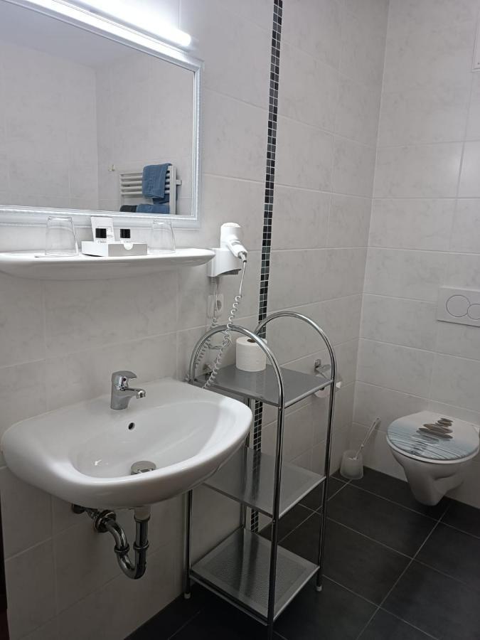Garni Hotel Post Weißenstadt 外观 照片