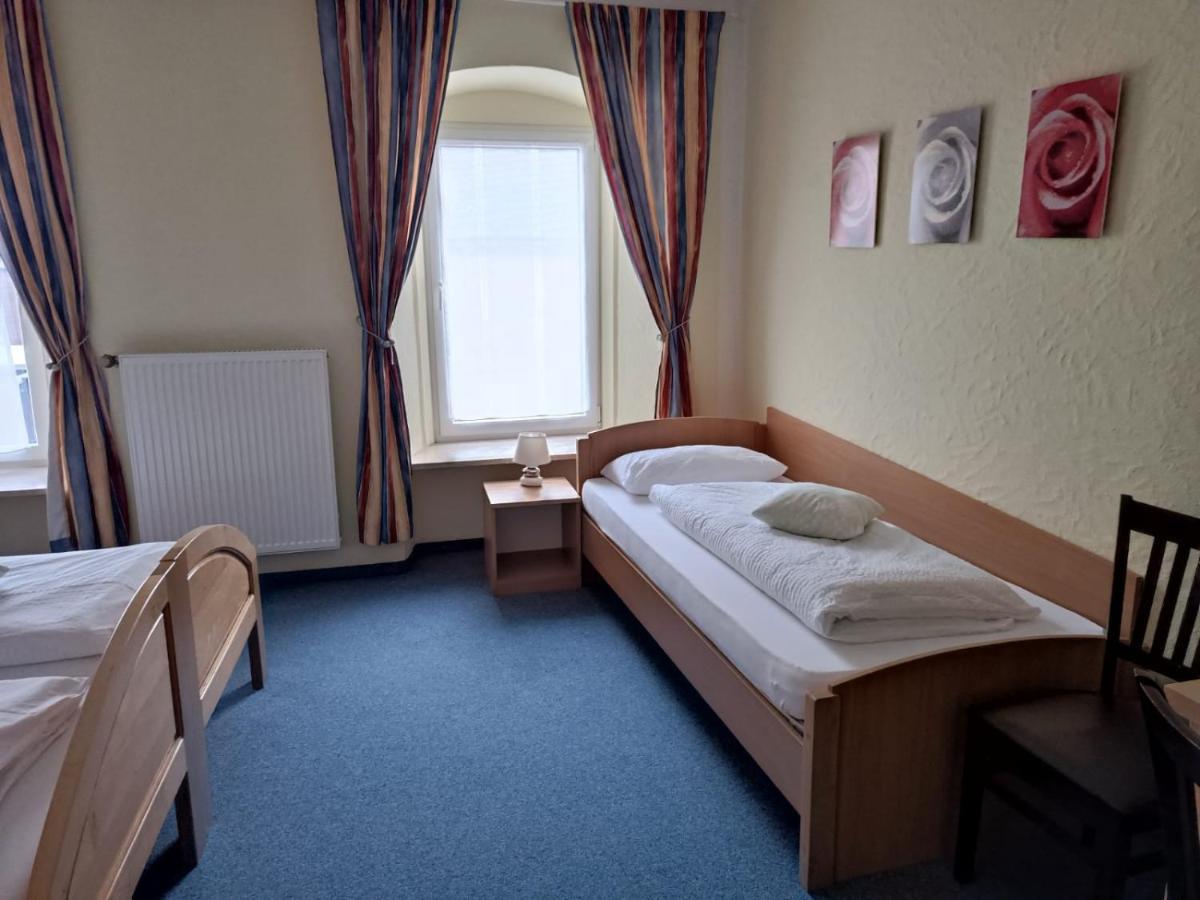 Garni Hotel Post Weißenstadt 外观 照片